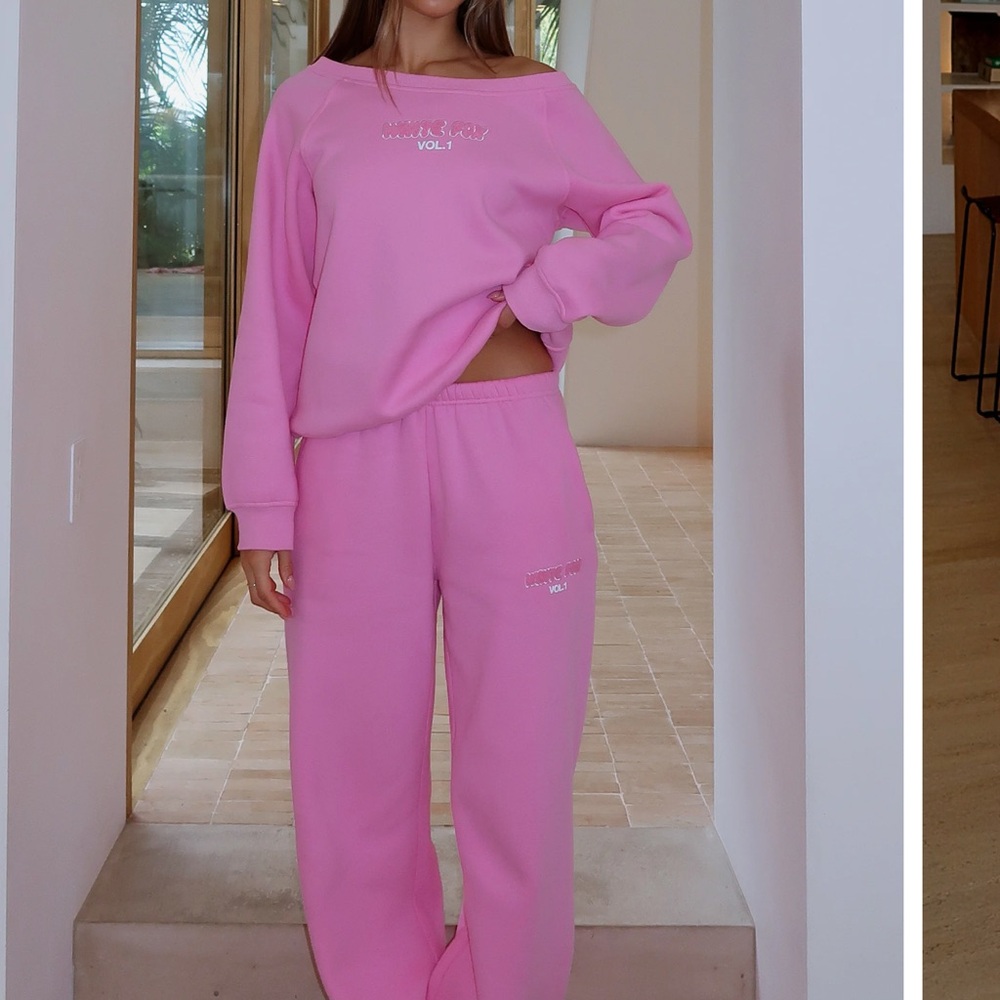 White Fox Boutique Blush Pink Crew Neck Sweater